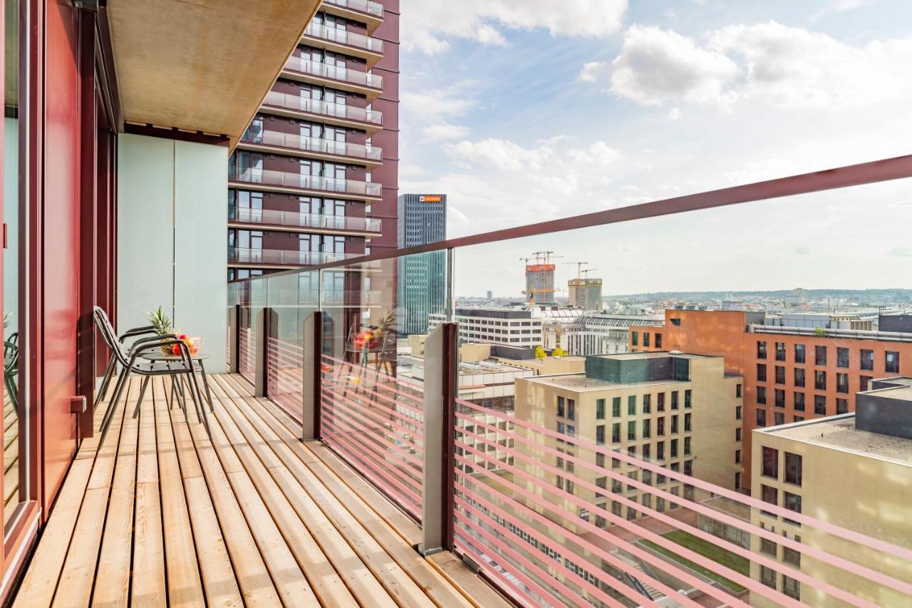 Triiiple Tower Dream Apartments With Rooftop-Summer-Pool Wina Bagian luar foto