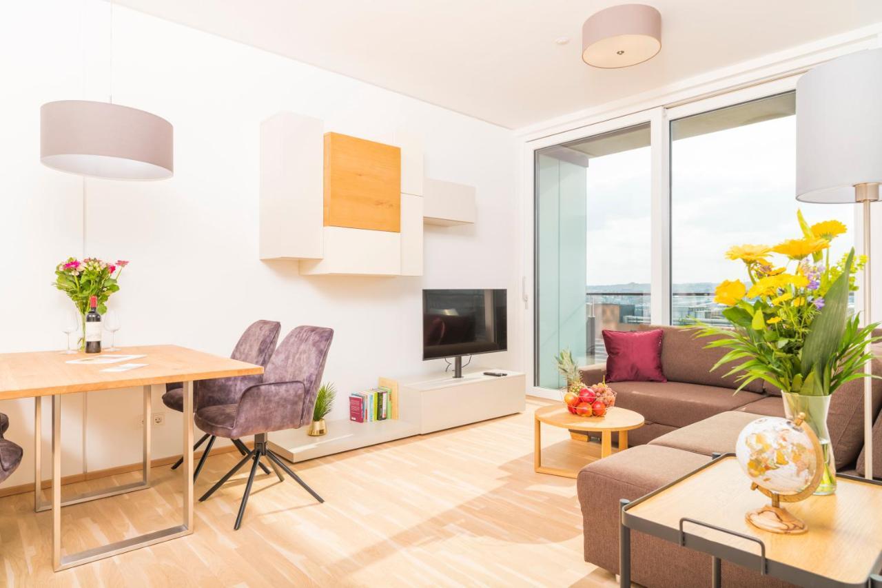Triiiple Tower Dream Apartments With Rooftop-Summer-Pool Wina Bagian luar foto