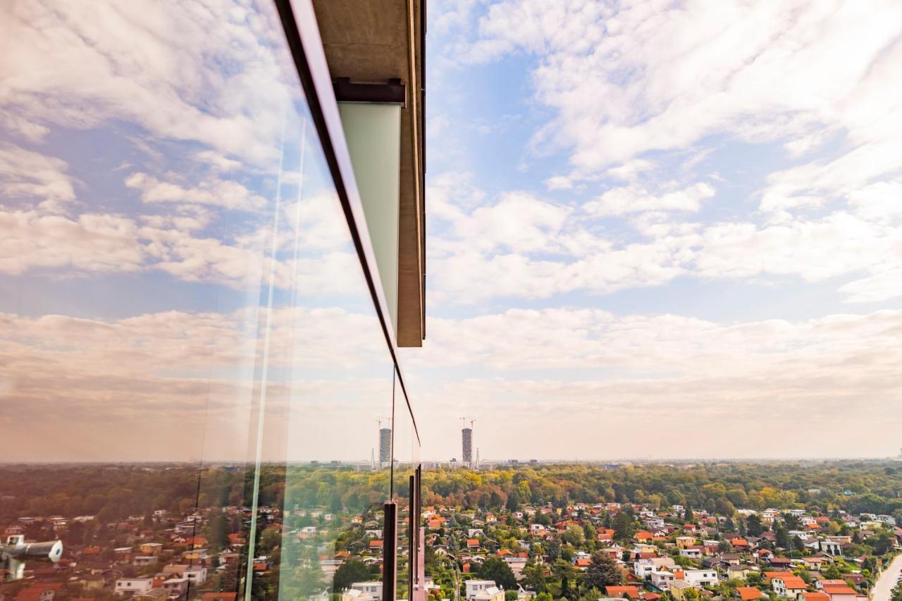 Triiiple Tower Dream Apartments With Rooftop-Summer-Pool Wina Bagian luar foto